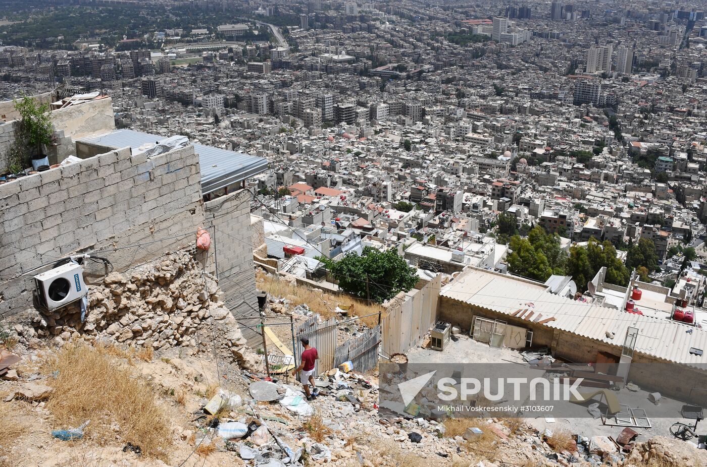 Peaceful life in Damascus
