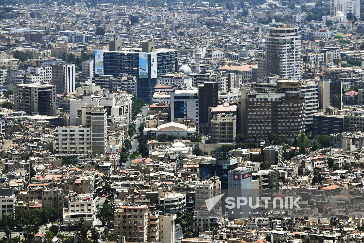Peaceful life in Damascus