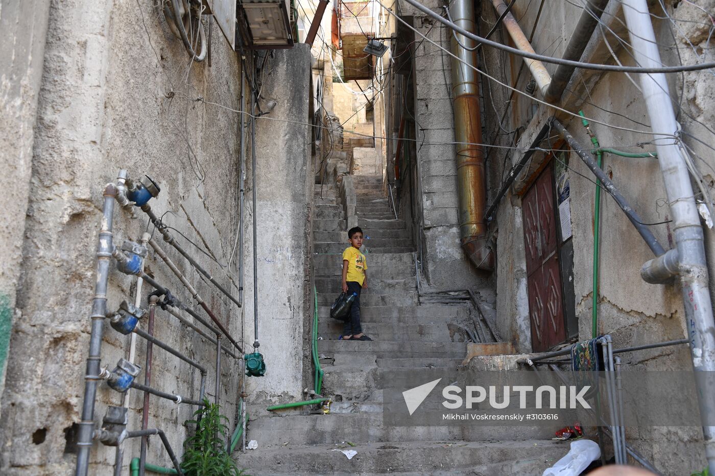 Peaceful life in Damascus