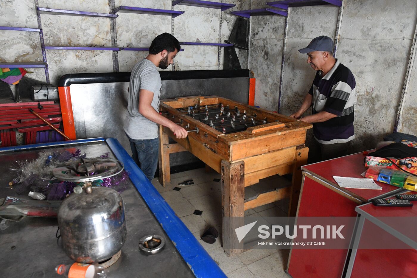 Peaceful life in Damascus