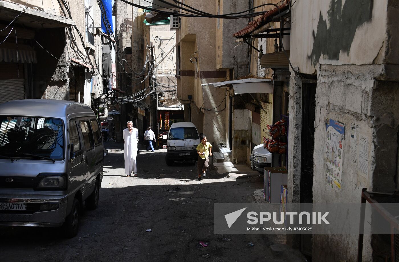 Peaceful life in Damascus