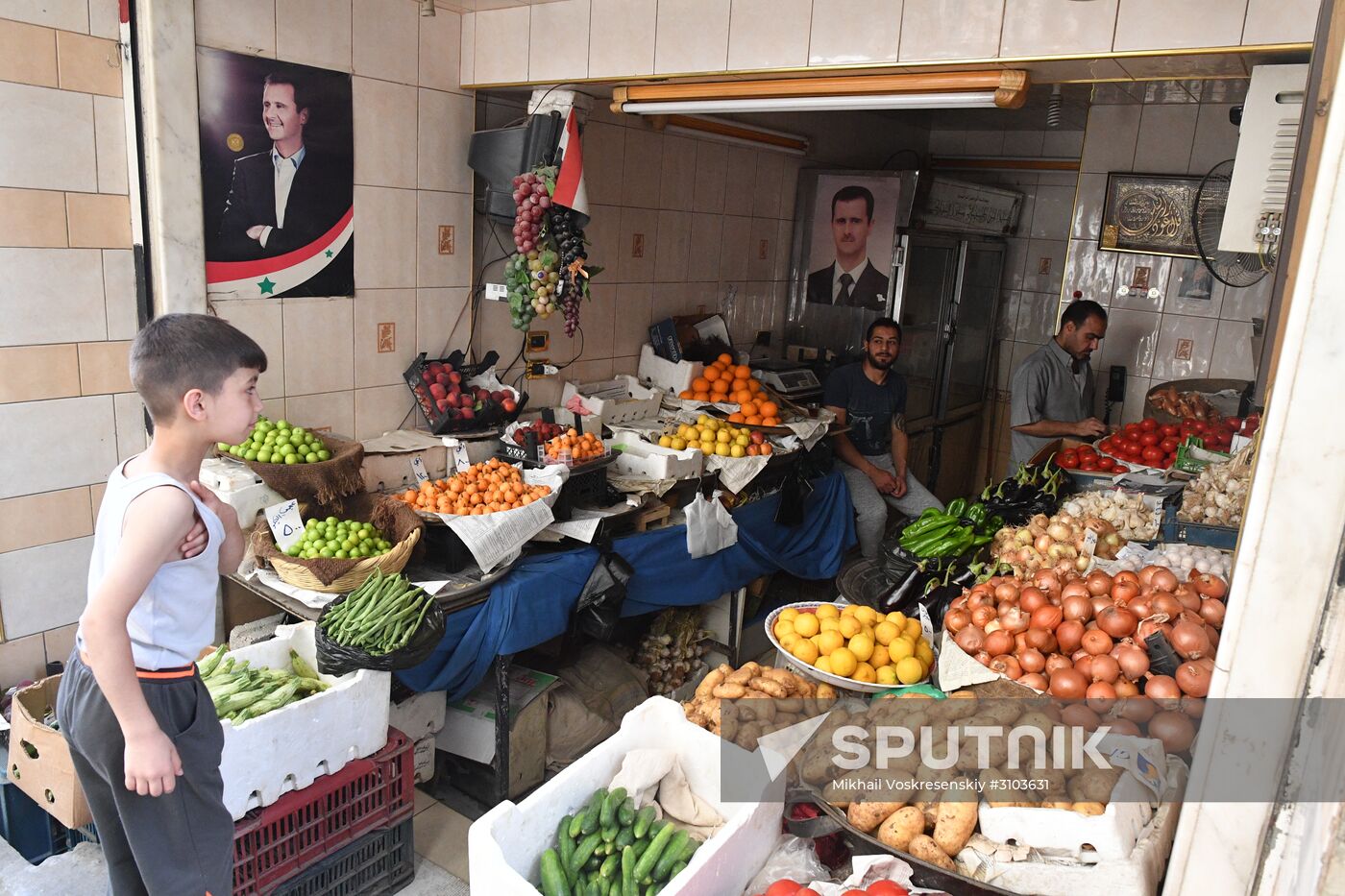 Peaceful life in Damascus