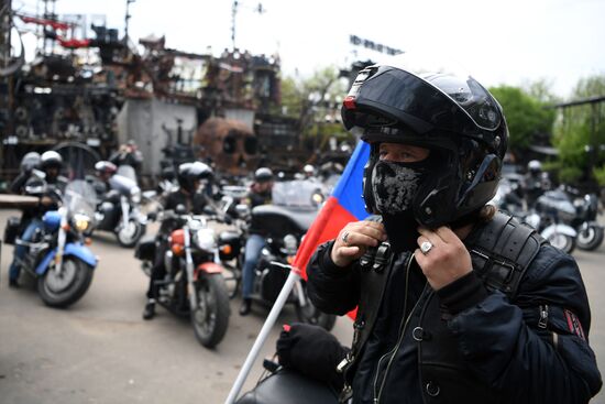 Russian bike rally over Russia's Golden Ring cities