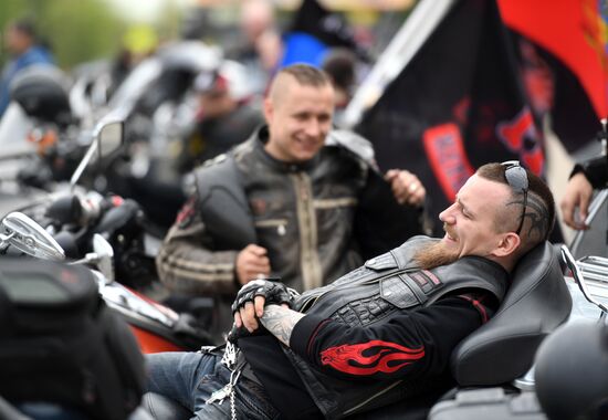 Russian bike rally over Russia's Golden Ring cities