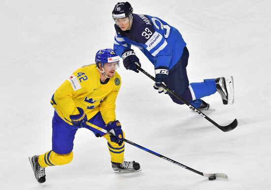 2017 IIHF World Championship. Sweden vs. Finland