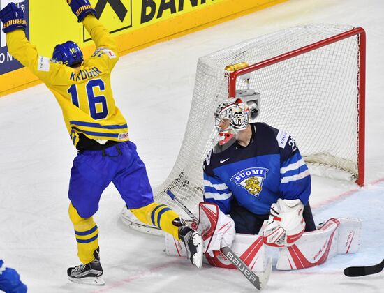 2017 IIHF World Championship. Sweden vs. Finland