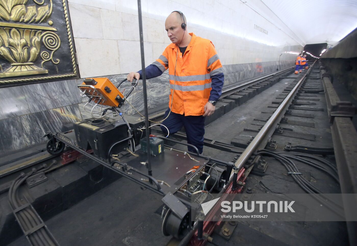 Railway track possession on Kaluzhsko-Rizhskaya metro line