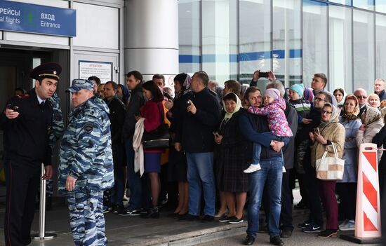 Saint Nicholas relics arrive in Moscow