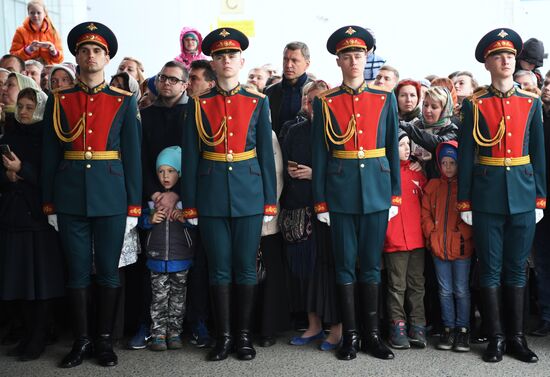Saint Nicholas relics arrive in Moscow