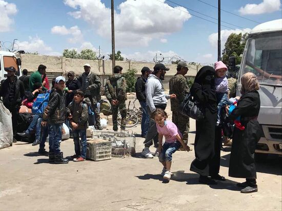 Last stage of militants' evacuation from Al Waer, Homs