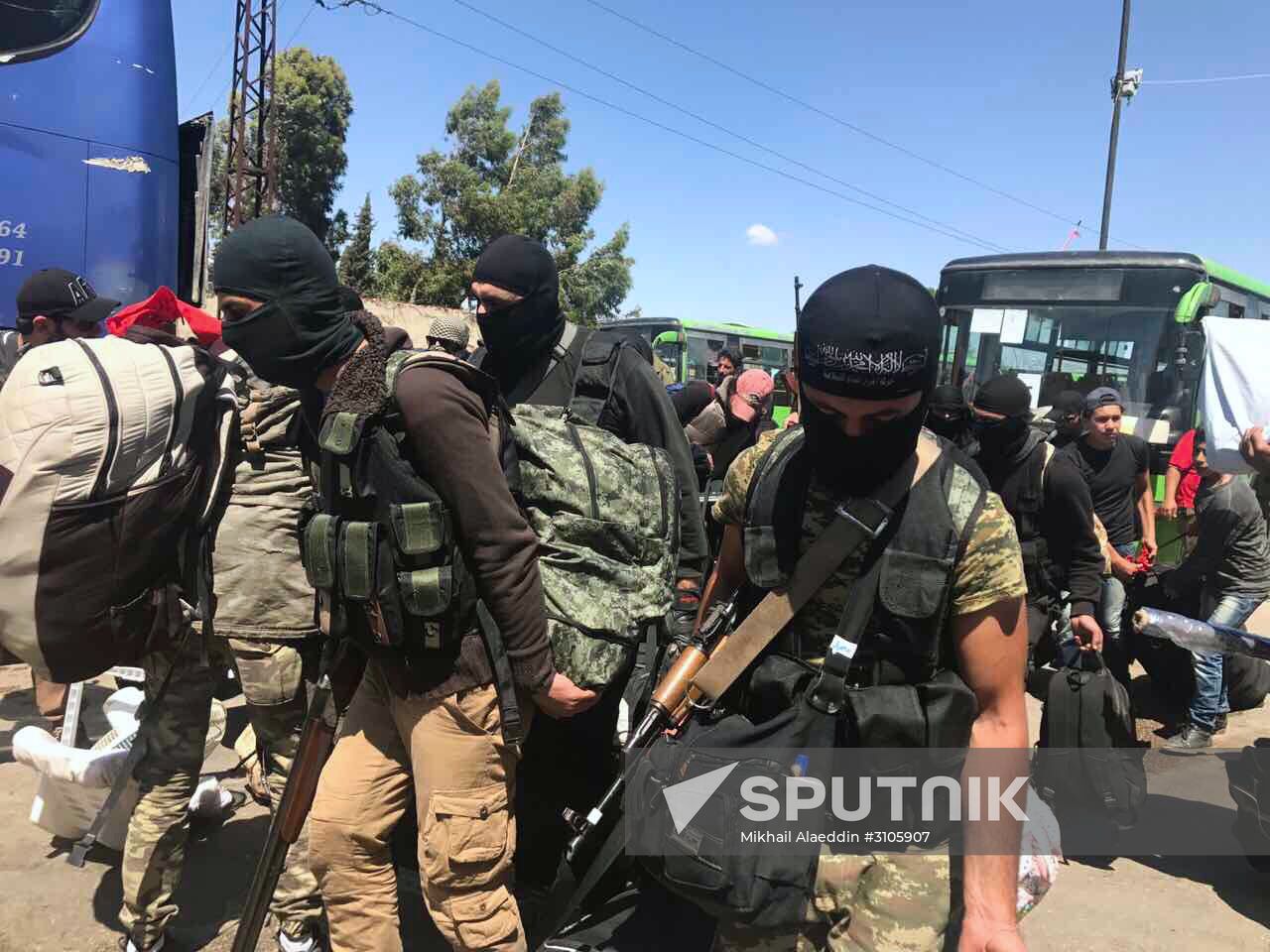 Last stage of militants' evacuation from Al Waer, Homs