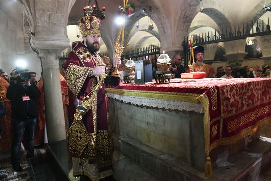 Relics of St. Nicholas travel from Italy to Russia