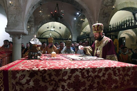 Relics of St. Nicholas travel from Italy to Russia