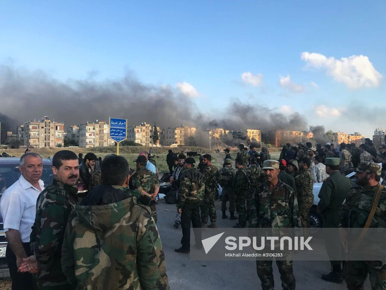Last stage of militants' evacuation from Al Waer, Homs