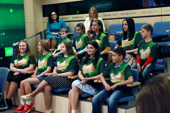 News conference about children's singing contest You Are Super! on NTV