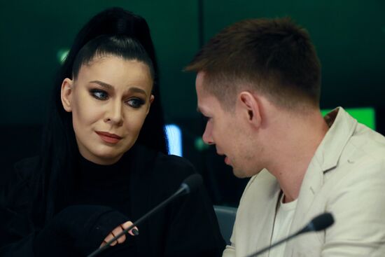 News conference about children's singing contest You Are Super! on NTV