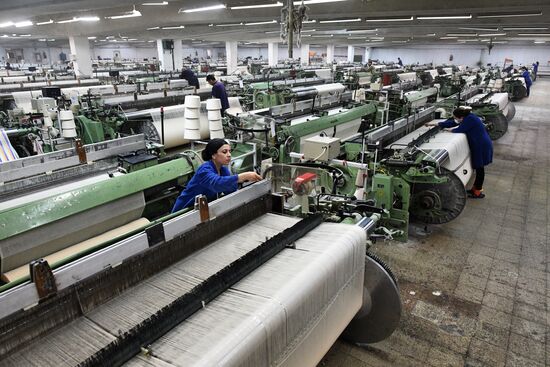 Textile mill in Damascus southern suburbs