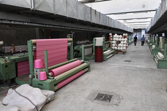 Textile mill in Damascus southern suburbs