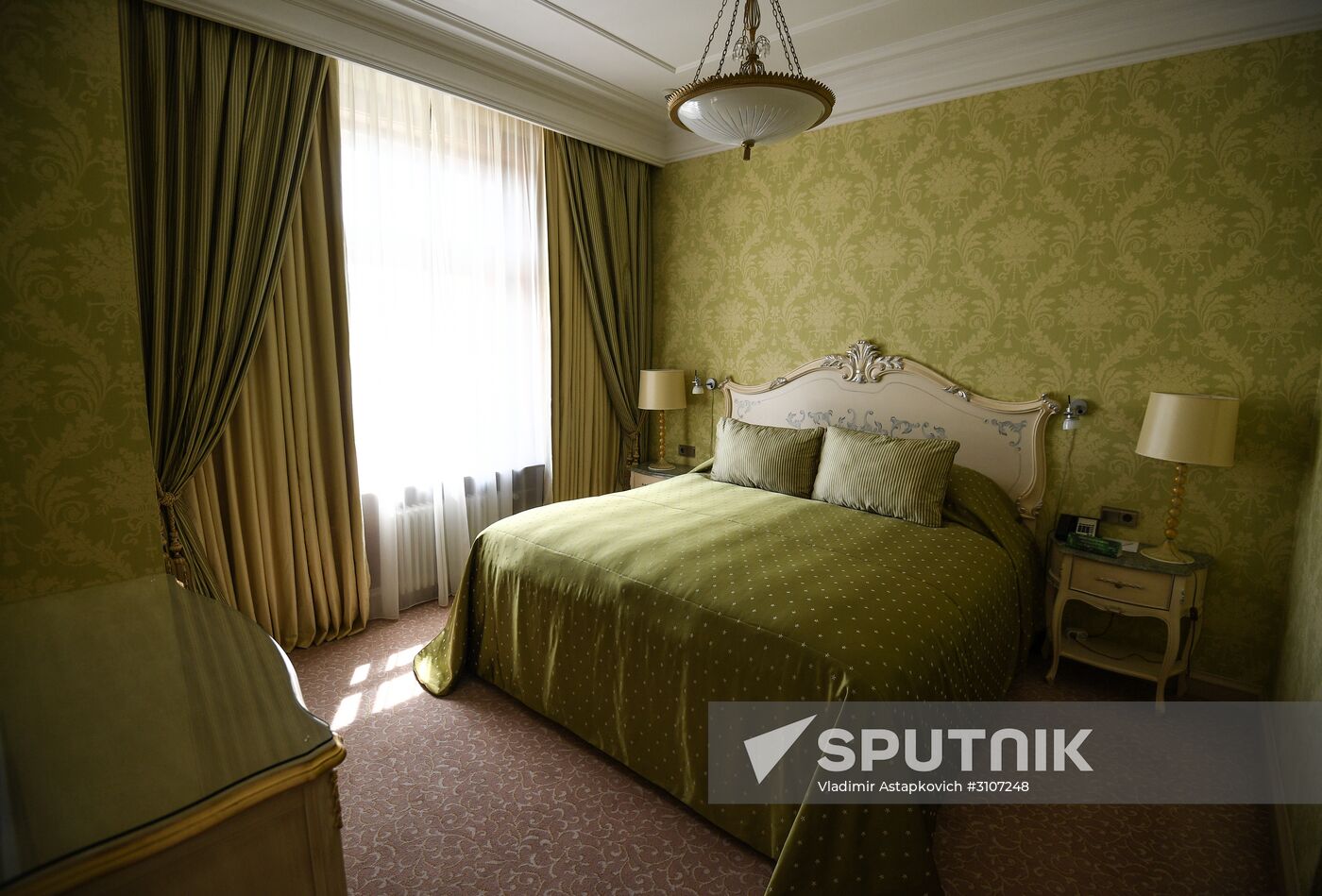 Ukraina Hotel ahead of its 60th anniversary