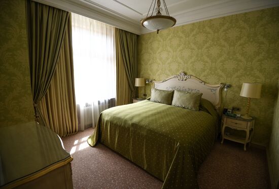 Ukraina Hotel ahead of its 60th anniversary