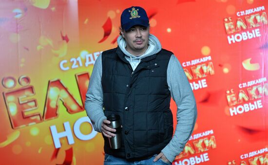 On the set of movie "Noviye Yolki"