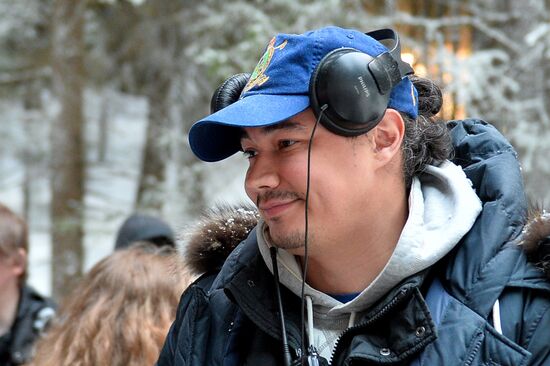 On the set of movie "Noviye Yolki"