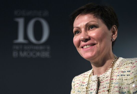Sotheby's: 10 Years in Russia exhibition