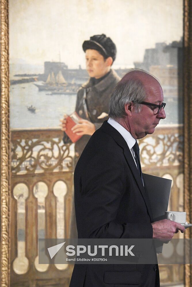 Sotheby's: 10 Years in Russia exhibition
