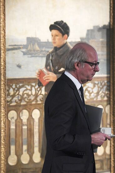 Sotheby's: 10 Years in Russia exhibition