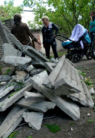 Aftermath of Donetsk shelling