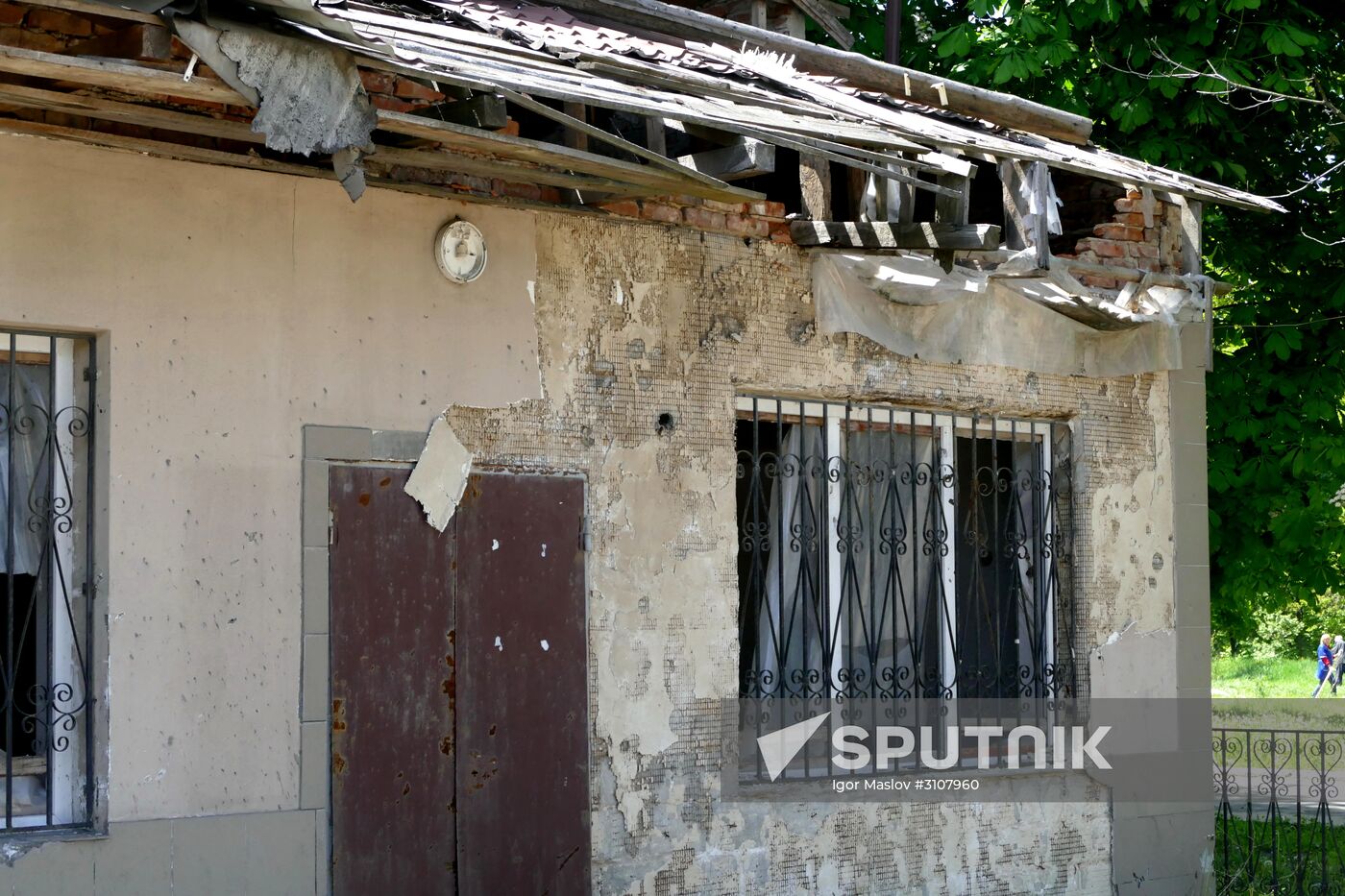 Aftermath of Donetsk shelling