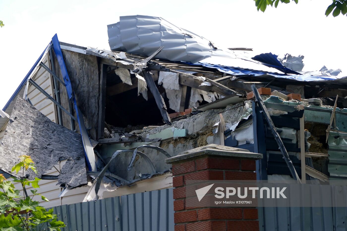 Aftermath of Donetsk shelling