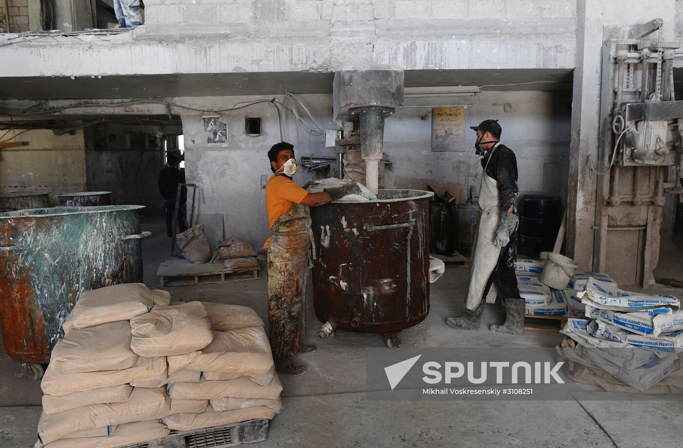 Paint factory in Damascus suburb