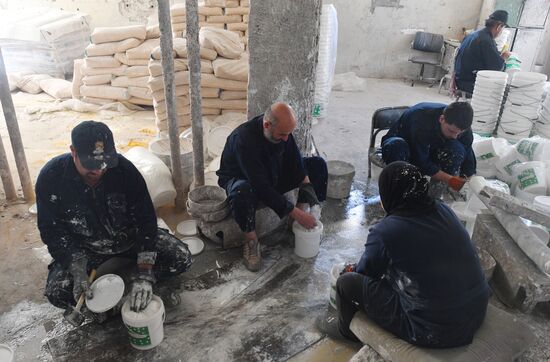 Paint factory in Damascus suburb