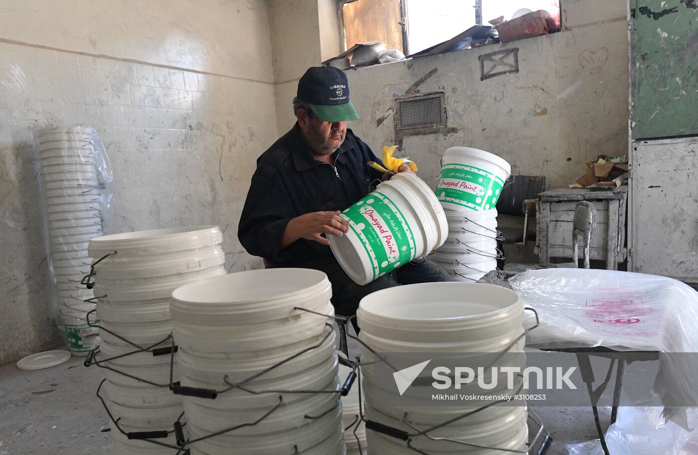 Paint factory in Damascus suburb