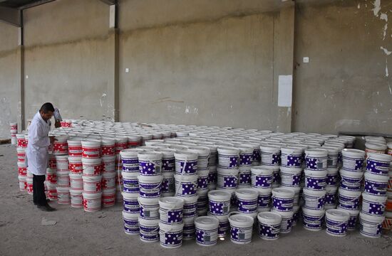 Paint factory in Damascus suburb