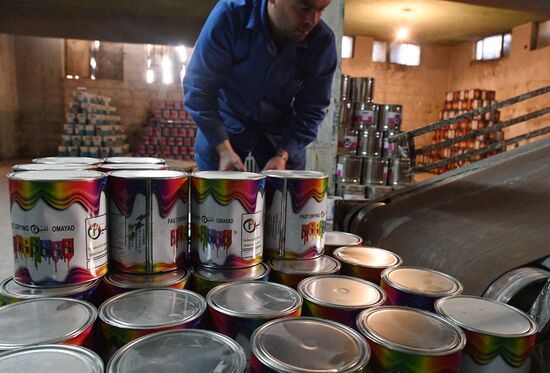 Paint factory in Damascus suburb