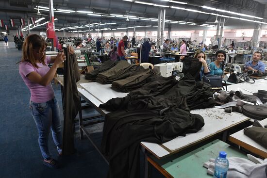 Garment factory in Damascus suburb
