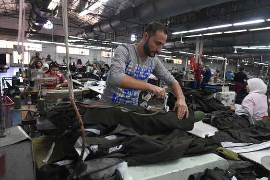 Garment factory in Damascus suburb