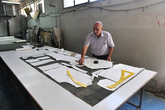 Garment factory in Damascus suburb