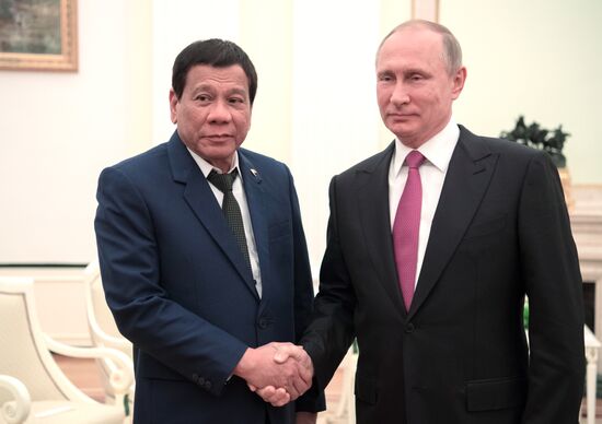 President Vladimir Putin meets with President of the Philippines Rodrigo Duterte