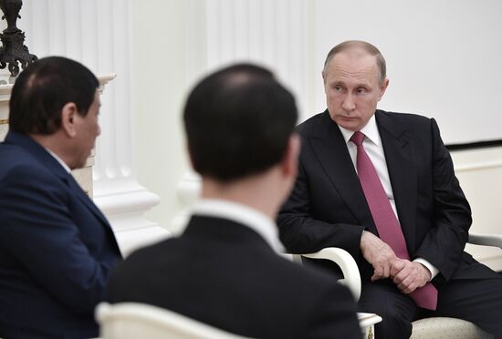 President Vladimir Putin meets with President of the Philippines Rodrigo Duterte