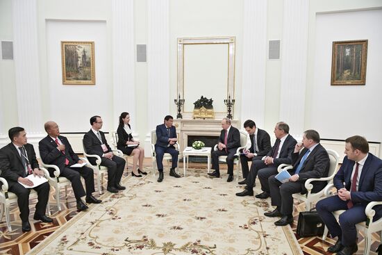 President Vladimir Putin meets with President of the Philippines Rodrigo Duterte