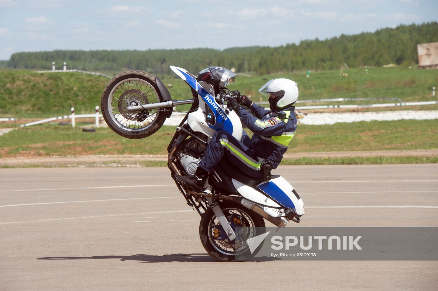 Preparations for exhibition "Day of Russian Law Enforcement Agencies Cutting-edge Technologies"
