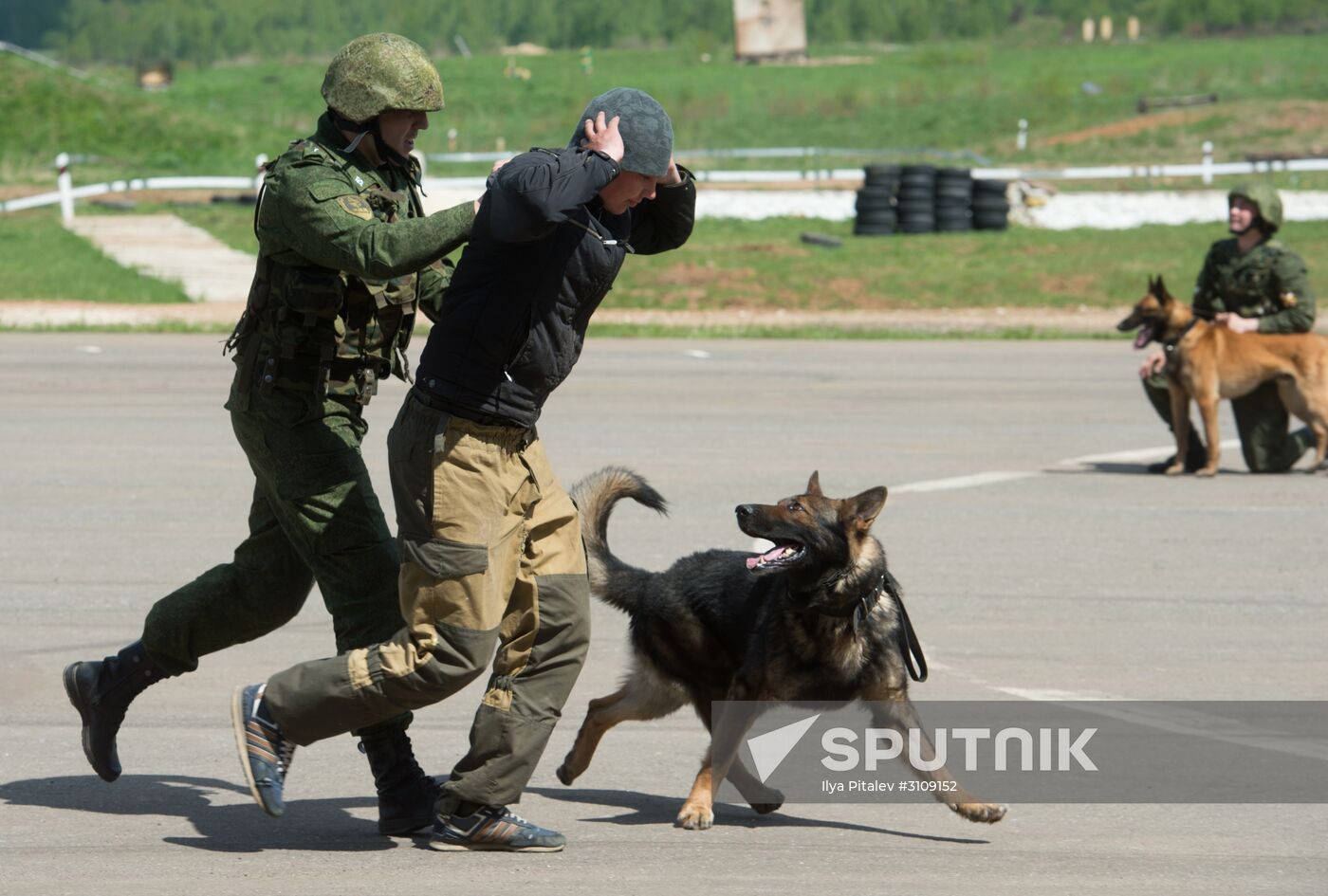 Preparations for exhibition "Day of Russian Law Enforcement Agencies Cutting-edge Technologies"