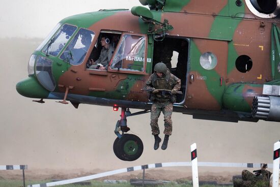 Preparations for exhibition "Day of Russian Law Enforcement Agencies Cutting-edge Technologies"