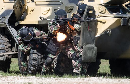 Preparations for exhibition "Day of Russian Law Enforcement Agencies Cutting-edge Technologies"
