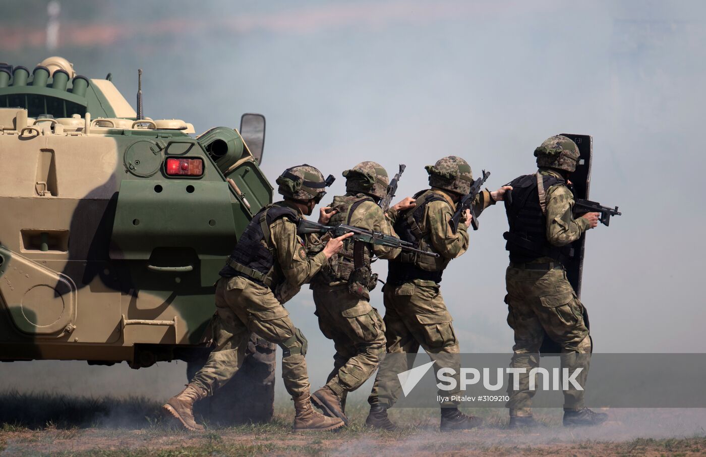 Preparations for exhibition "Day of Russian Law Enforcement Agencies Cutting-edge Technologies"