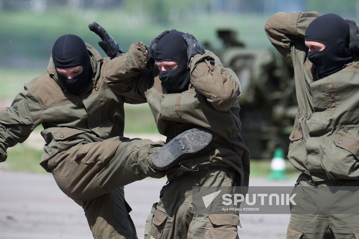 Preparations for exhibition "Day of Russian Law Enforcement Agencies Cutting-edge Technologies"