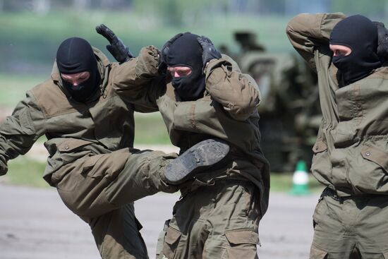 Preparations for exhibition "Day of Russian Law Enforcement Agencies Cutting-edge Technologies"